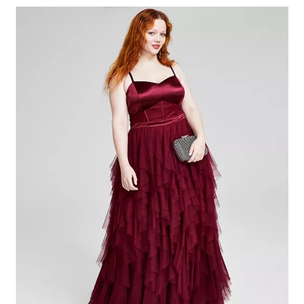 Fitted bodice ruffled skirt gown perfect for formal events, prom, bridesmaids.